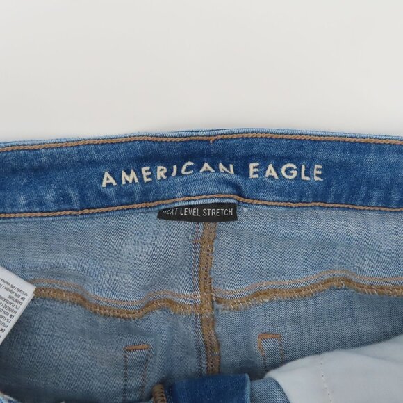 American Eagle Women 8 Midi Blue Jean Denim Shorts Embroidered Flower Distressed - Picture 8 of 12